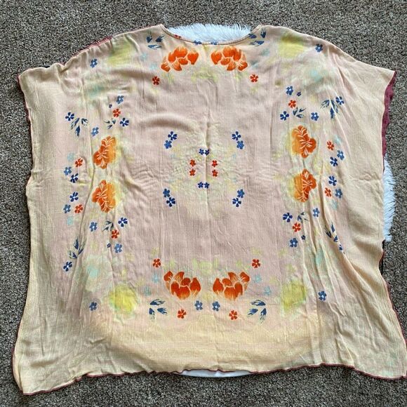 Free People Embroidered Pullover Poncho Top Boho Crochet Front Tied Sides Medium - Picture 2 of 9